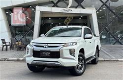میتسوبیشی L200